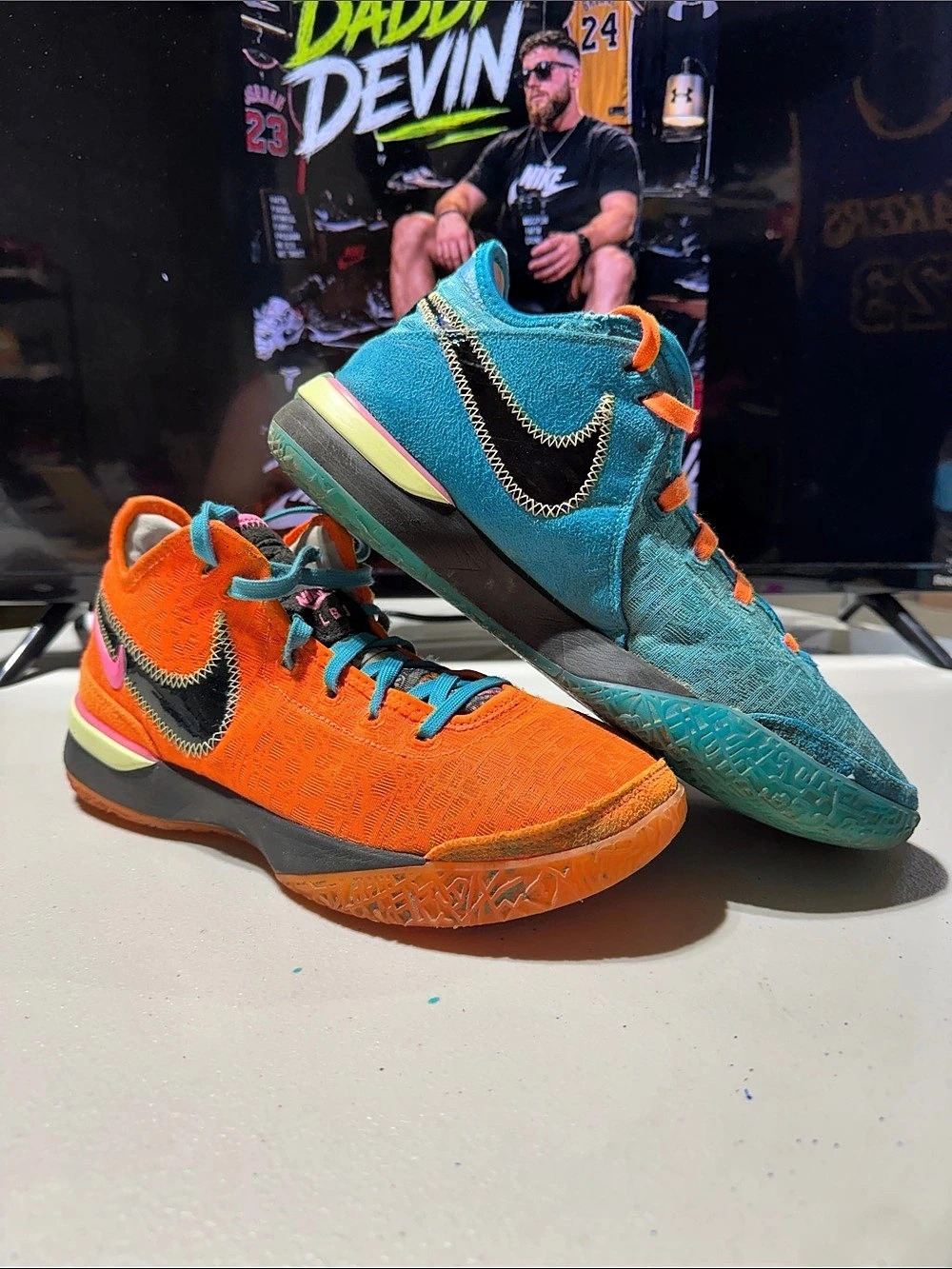 Nike LeBron Witness 7 Hyper Royal Pink Athletic Shoes Orange & Blue